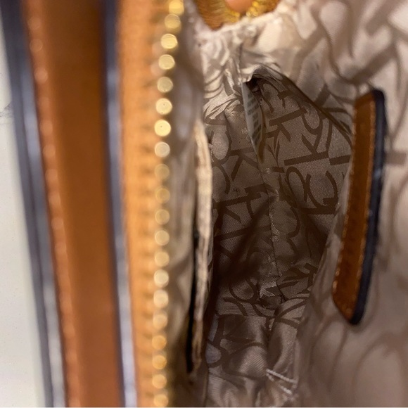 Calvin Klein Crossbody - Picture 12 of 16